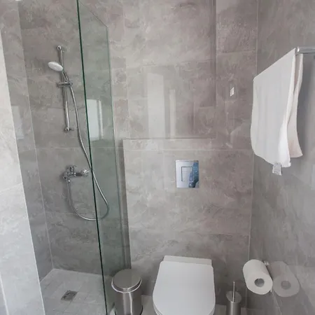 Feriehus Vie Bleu Mit Pool- Im Zentrum By Interhome