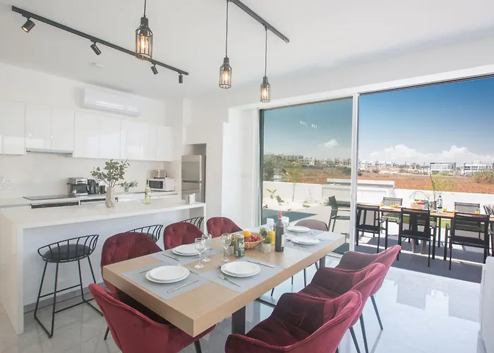 Prázdninový dům Vie Bleu Mit Pool- Im Zentrum By Interhome